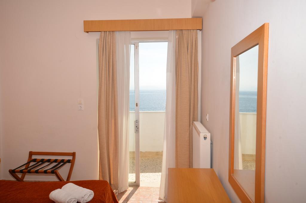 Sunrise Hotel Apartments Ypsos Quarto foto